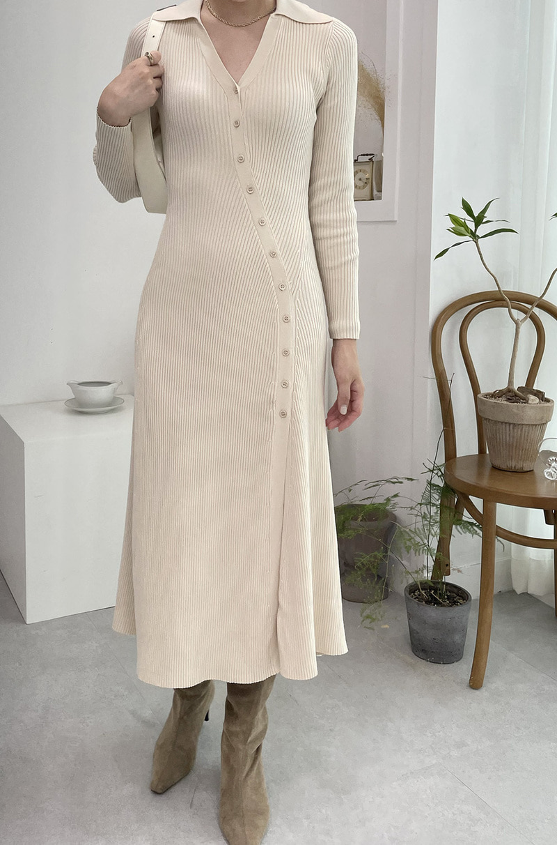 [크림 바로배송] Leg slit knit dress (2color)